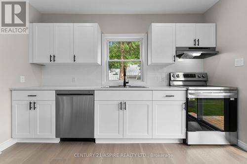 332 Alfred Street, Pembroke, ON - Indoor Photo Showing Kitchen