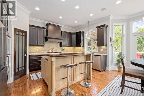 1465 Shore Road, London, ON - Indoor Photo Showing Kitchen With Upgraded Kitchen