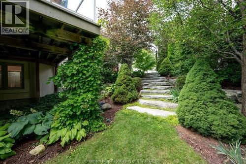 1465 Shore Road, London, ON - Outdoor