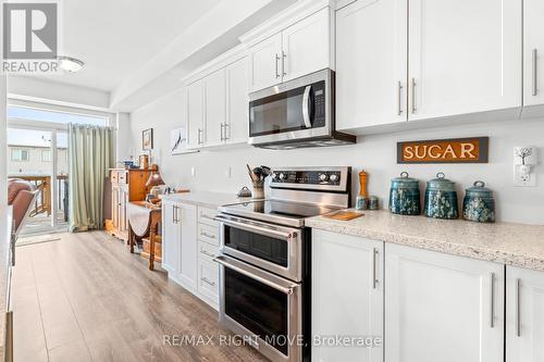 A - 246 James Street E, Orillia, ON - Indoor Photo Showing Kitchen