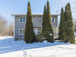 2 Oldham  Enfield, NS B2T 1K4