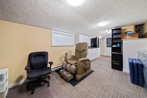 450 Obed Ave, Saanich, BC 