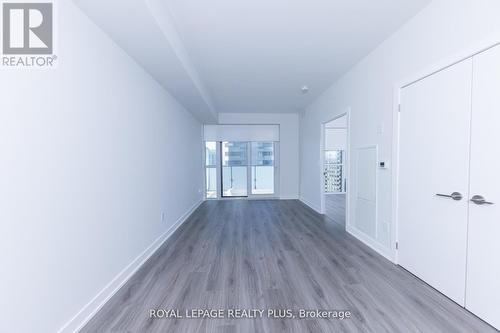 1710 - 430 Square One Drive, Mississauga, ON - Indoor Photo Showing Other Room