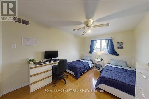 233 Benesfort Crescent, Waterloo, ON - Indoor Photo Showing Bedroom