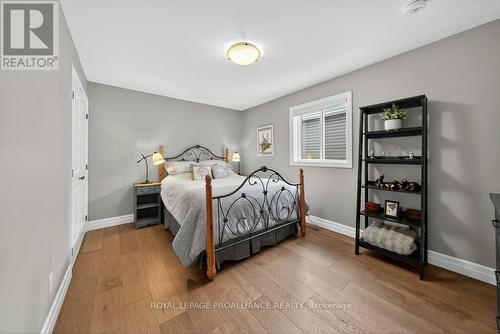 21 Brookfield Crescent, Quinte West (Murray Ward), ON - Indoor Photo Showing Bedroom