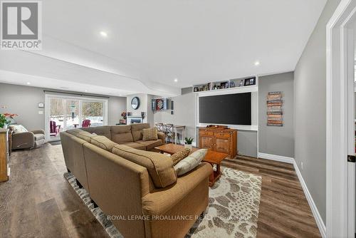 21 Brookfield Crescent, Quinte West (Murray Ward), ON - Indoor