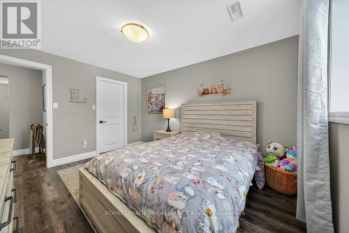 21 Brookfield Crescent, Quinte West (Murray Ward), ON - Indoor Photo Showing Bedroom