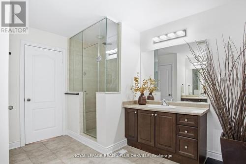 3488 Rebecca Street, Oakville, ON - Indoor Photo Showing Bathroom