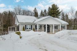 3171 Rue Dupuis  Sainte-Julienne, QC J0K 2T0