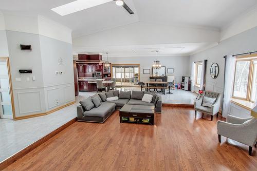 Salon - 3171 Rue Dupuis, Sainte-Julienne, QC - Indoor Photo Showing Other Room