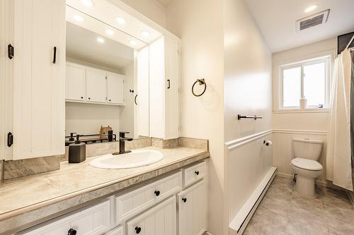 Salle de bains - 412 Boul. St-Joseph, Sainte-Julie, QC - Indoor Photo Showing Bathroom