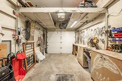 Garage - 