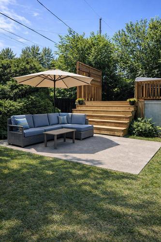 Terrasse - 412 Boul. St-Joseph, Sainte-Julie, QC - Outdoor