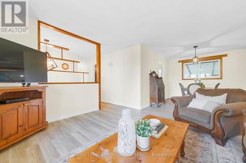 122 Lisgar Street, Brighton, ON - Indoor Photo Showing Living Room