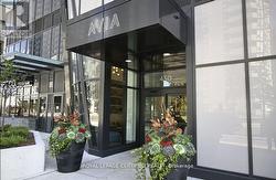 3011 - 430 SQUARE ONE DRIVE  Mississauga, ON L5B 0L6