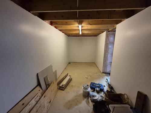 14 Drake Street, Marathon, ON - Indoor