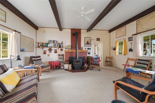 417 Sunset Pl, Mayne Island, BC 