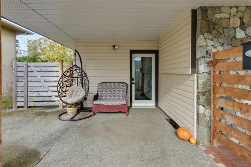 1680 Sheridan Ave, Saanich, BC 