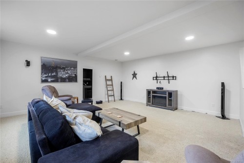 5153 Dunn Pl, Nanaimo, BC 