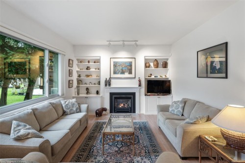 1741 Barrie Rd, Saanich, BC 