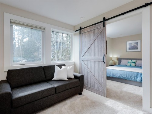 4885 Prospect Lake Rd, Saanich, BC 