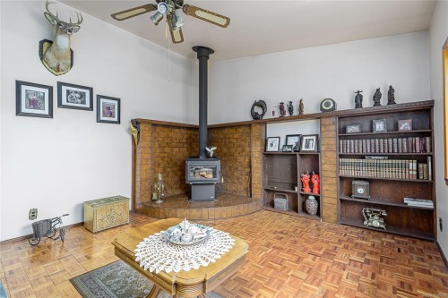 9437 Martin Park Dr, Black Creek, BC 