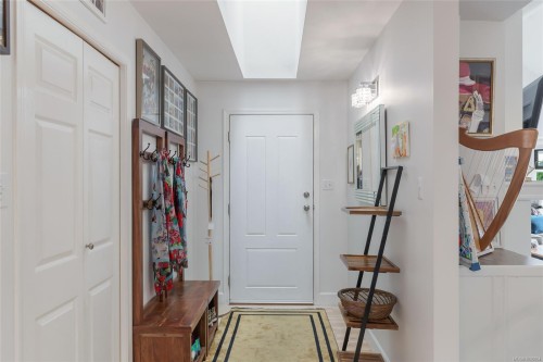 697 Woodburn St, Parksville, BC 