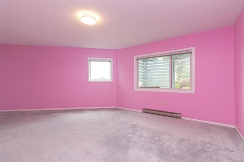 4569 Boulderwood Dr, Saanich, BC 