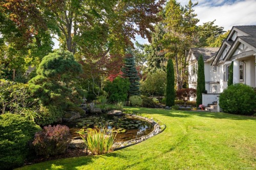 2162 Brighton Ave, Oak Bay, BC 