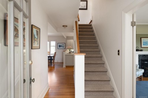 2162 Brighton Ave, Oak Bay, BC 