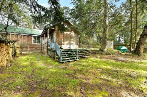 421 Sunset Pl, Mayne Island, BC 