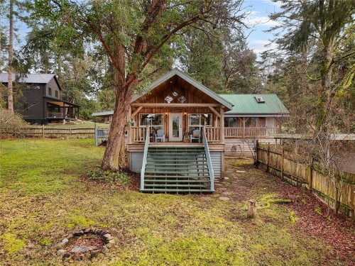 421 Sunset Pl, Mayne Island, BC 