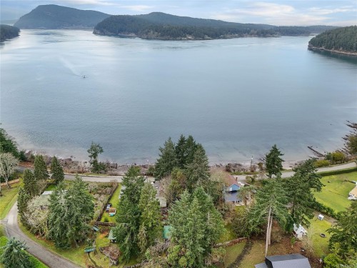 421 Sunset Pl, Mayne Island, BC 