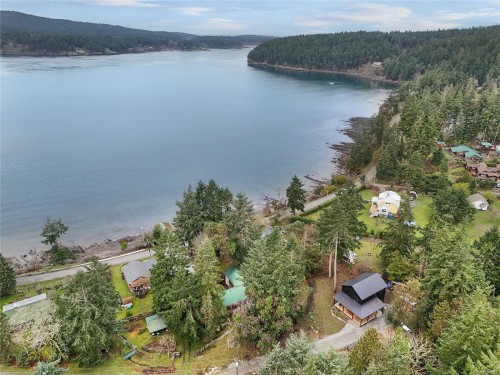 421 Sunset Pl, Mayne Island, BC 