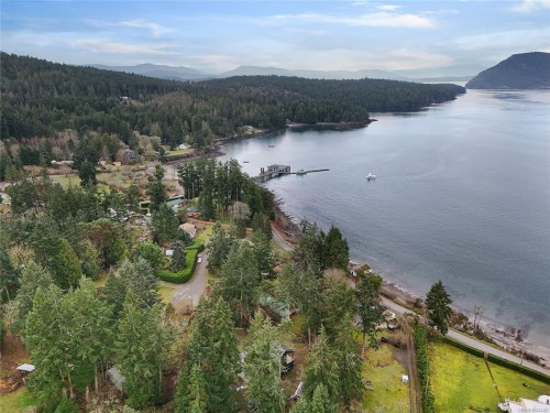 421 Sunset Pl, Mayne Island, BC 