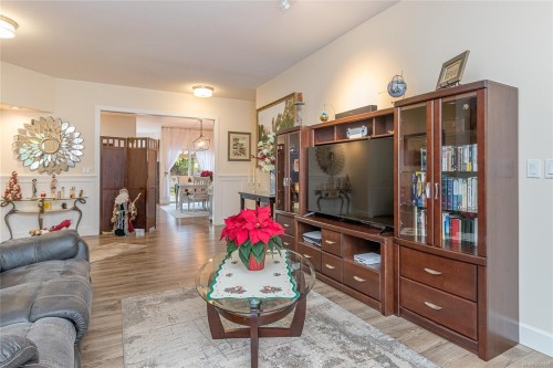 6153 Garside Rd, Nanaimo, BC 