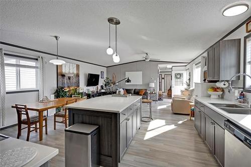 41 Bayview Cr, Sanford, MB 