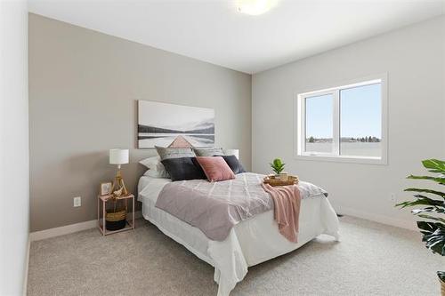 17 Parkrose Pl, St Adolphe, MB 