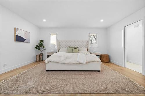 120 Mountbatten Ave, Winnipeg, MB 