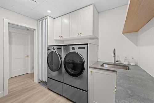 120 Mountbatten Ave, Winnipeg, MB 