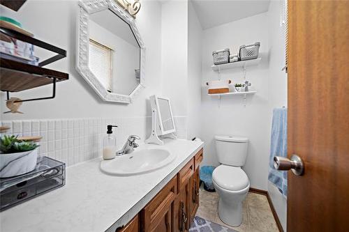 95 Gardenia Bay, Winnipeg, MB 