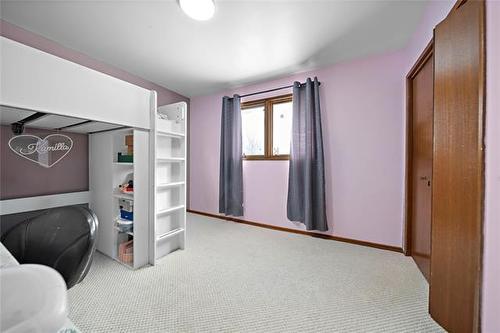 95 Gardenia Bay, Winnipeg, MB 