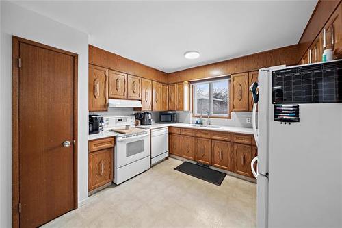 95 Gardenia Bay, Winnipeg, MB 