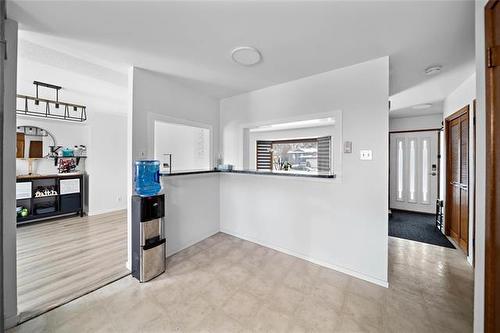 95 Gardenia Bay, Winnipeg, MB 