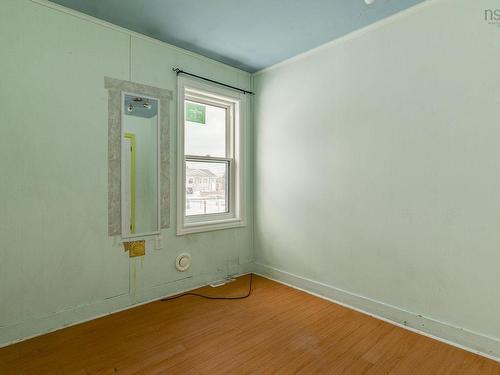 16 High Street, Dartmouth, NS 