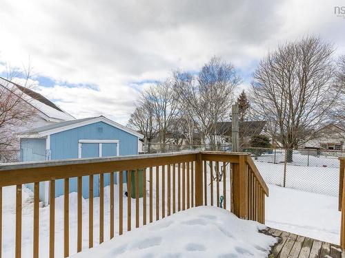 16 High Street, Dartmouth, NS 