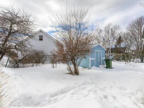 16 High Street, Dartmouth, NS 