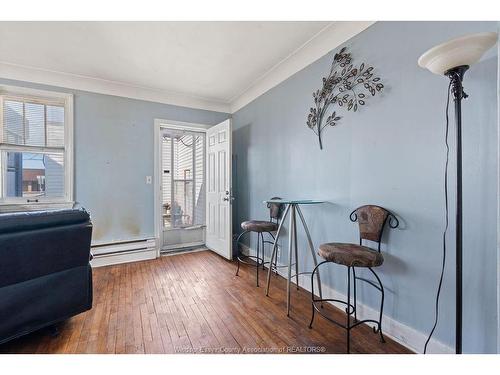 2558 Howard, Windsor, ON 