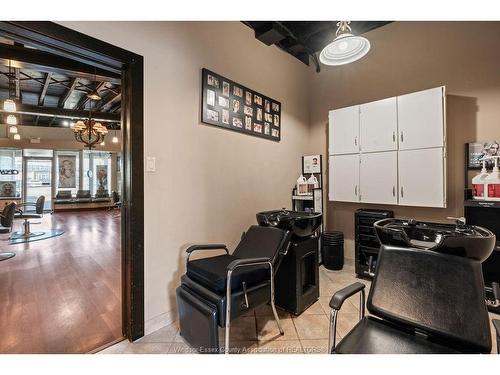 2558 Howard, Windsor, ON 