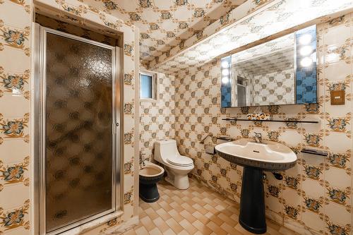 Salle de bains - 6382  - 6384 Rue Fiset, Montréal (Montréal-Nord), QC - Indoor Photo Showing Bathroom